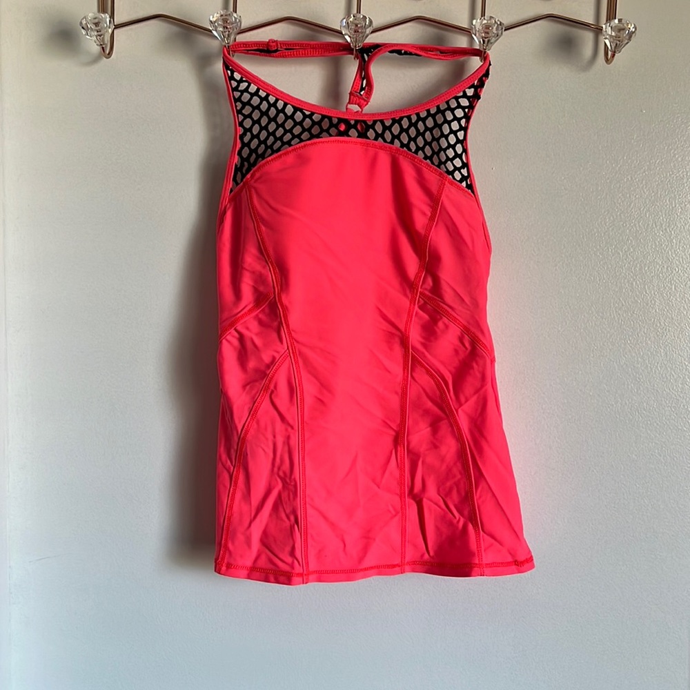 XS active top by Zella